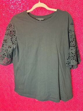 Banana Republic Eyelet Sleeve Black Women's Tee